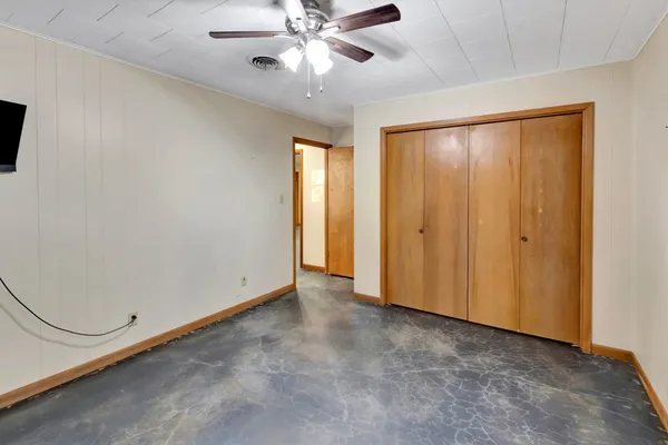 $2,517,750 | 5629 Highway 59, Edna, TX 77957