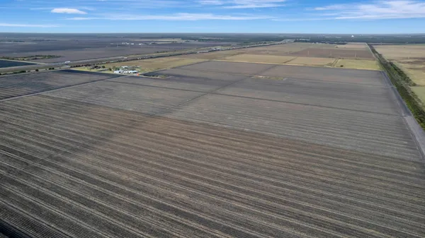 $2,517,750 | 5629 Highway 59, Edna, TX 77957