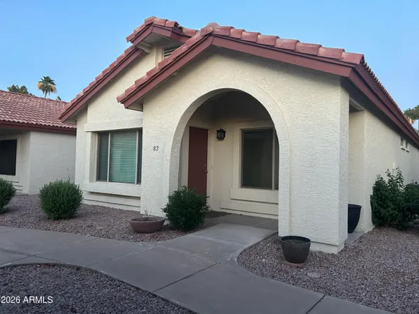 $1,795 | 1120 North Val Vista Drive, Unit 82, Gilbert, AZ 85234