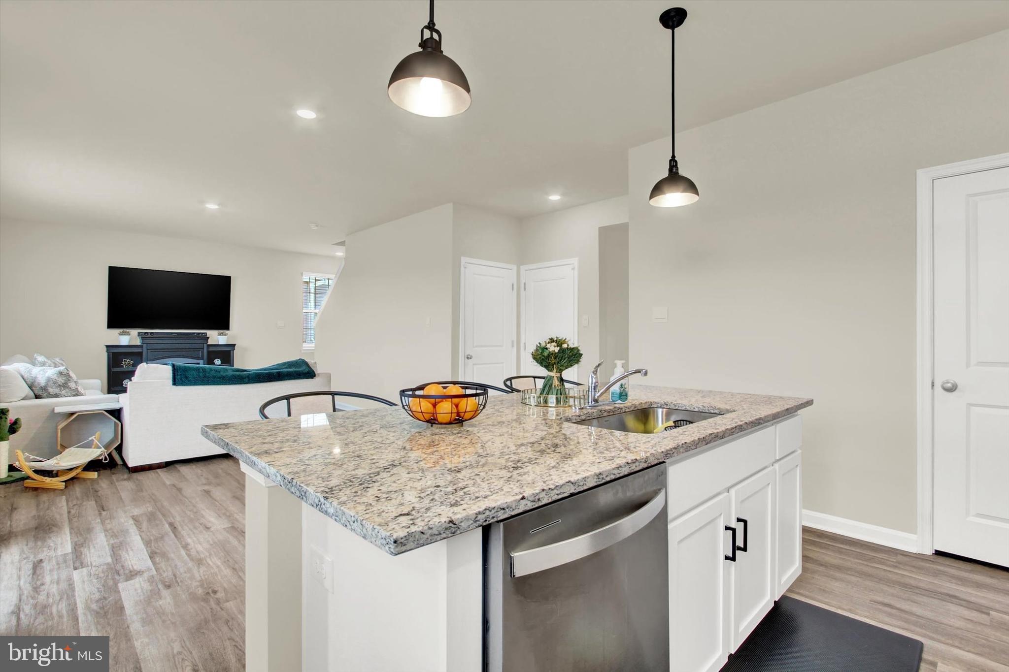 4310 Brent Dr Spring Grove Pa Spring Grove, PA 17362 - Photo 3 of 23