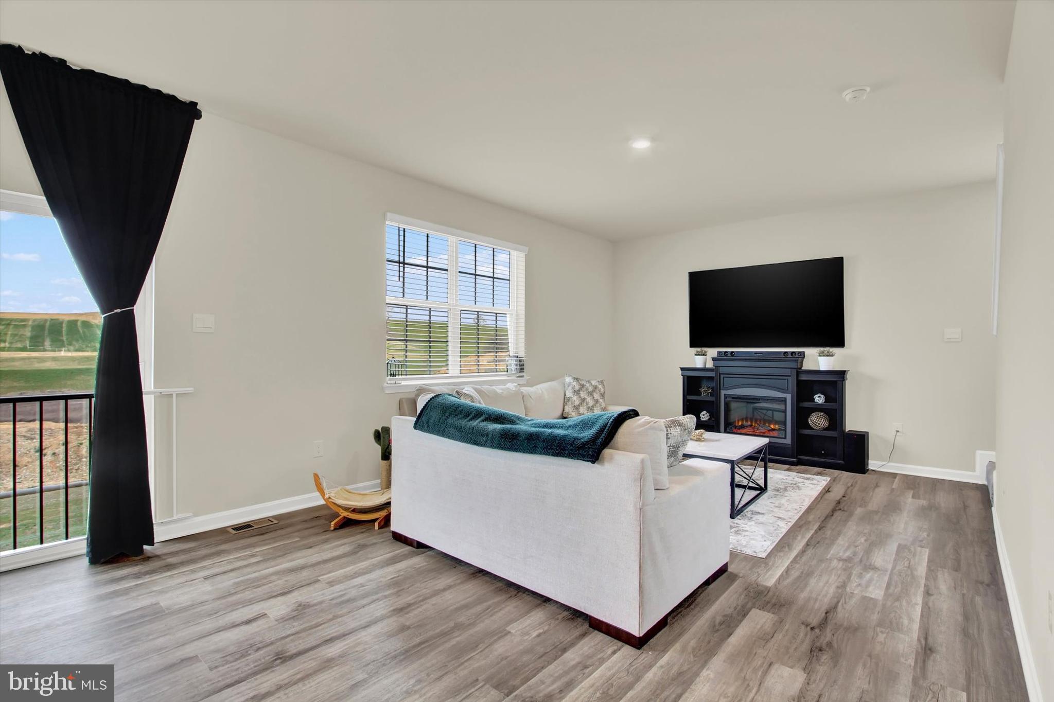 4310 Brent Dr Spring Grove Pa Spring Grove, PA 17362 - Photo 7 of 23