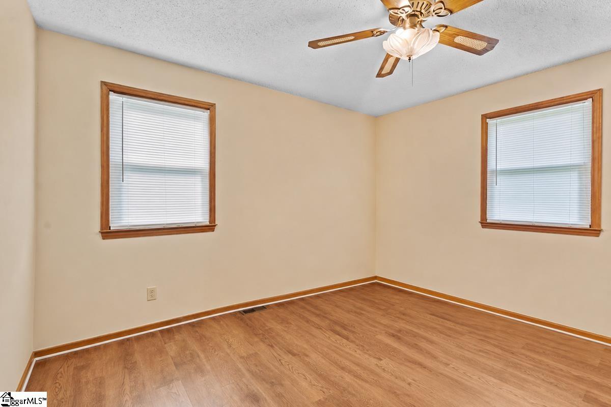 222 State Rd S-30-734 Laurens, SC 29360 - Photo 13 of 23