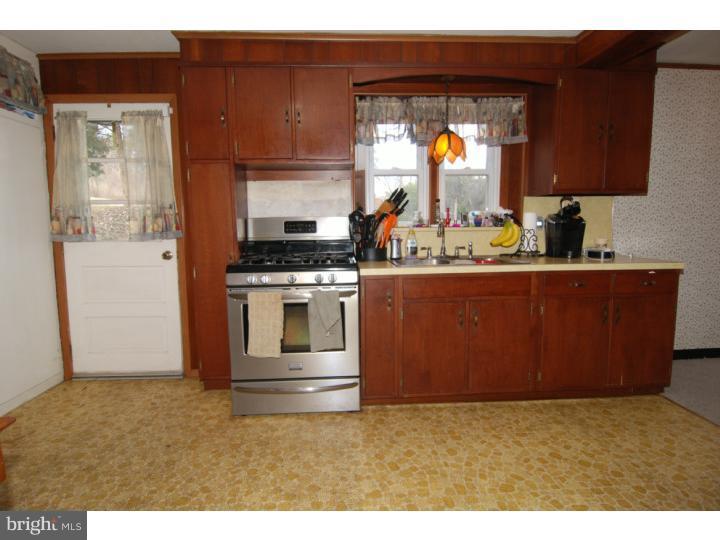 201 Balthaser Road Reading, PA 19608 - Photo 7 of 14