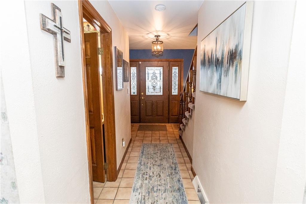 57 Russ Street Uniontown, PA 15401 - Photo 28 of 40 a view of gallery with hallway