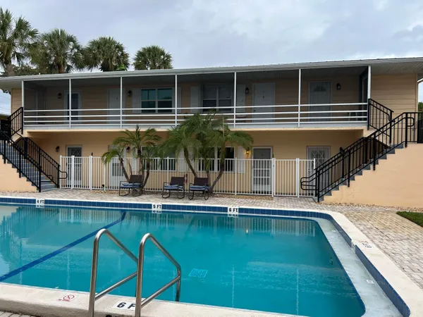 $129,750 | 333 Southeast Martin Avenue, Unit 47, Stuart, FL 34996