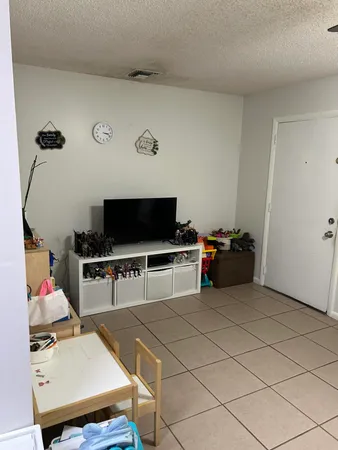 $129,750 | 333 Southeast Martin Avenue, Unit 47, Stuart, FL 34996