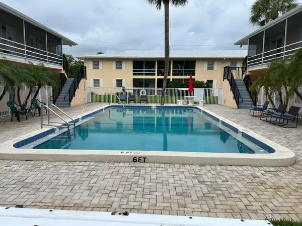 $129,750 | 333 Southeast Martin Avenue, Unit 47, Stuart, FL 34996