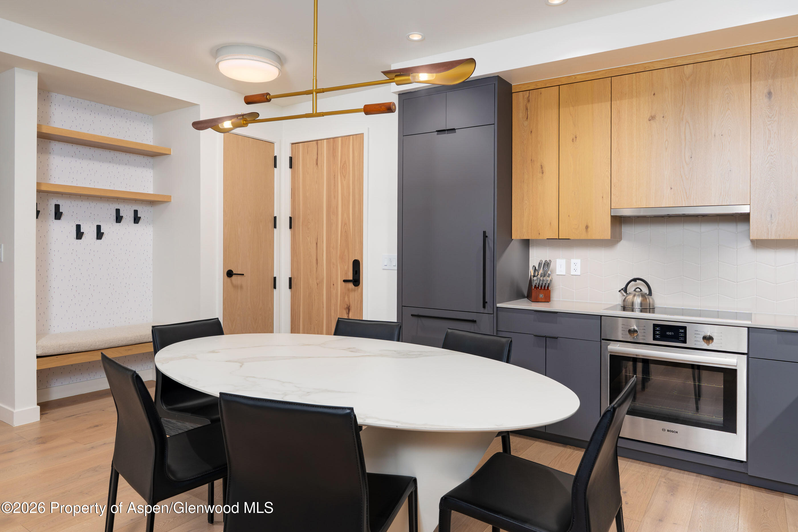 119 Wood Road, Unit 503 Snowmass Village, CO 81615 - Photo 3 of 24 Kitchen/Dining/Entry