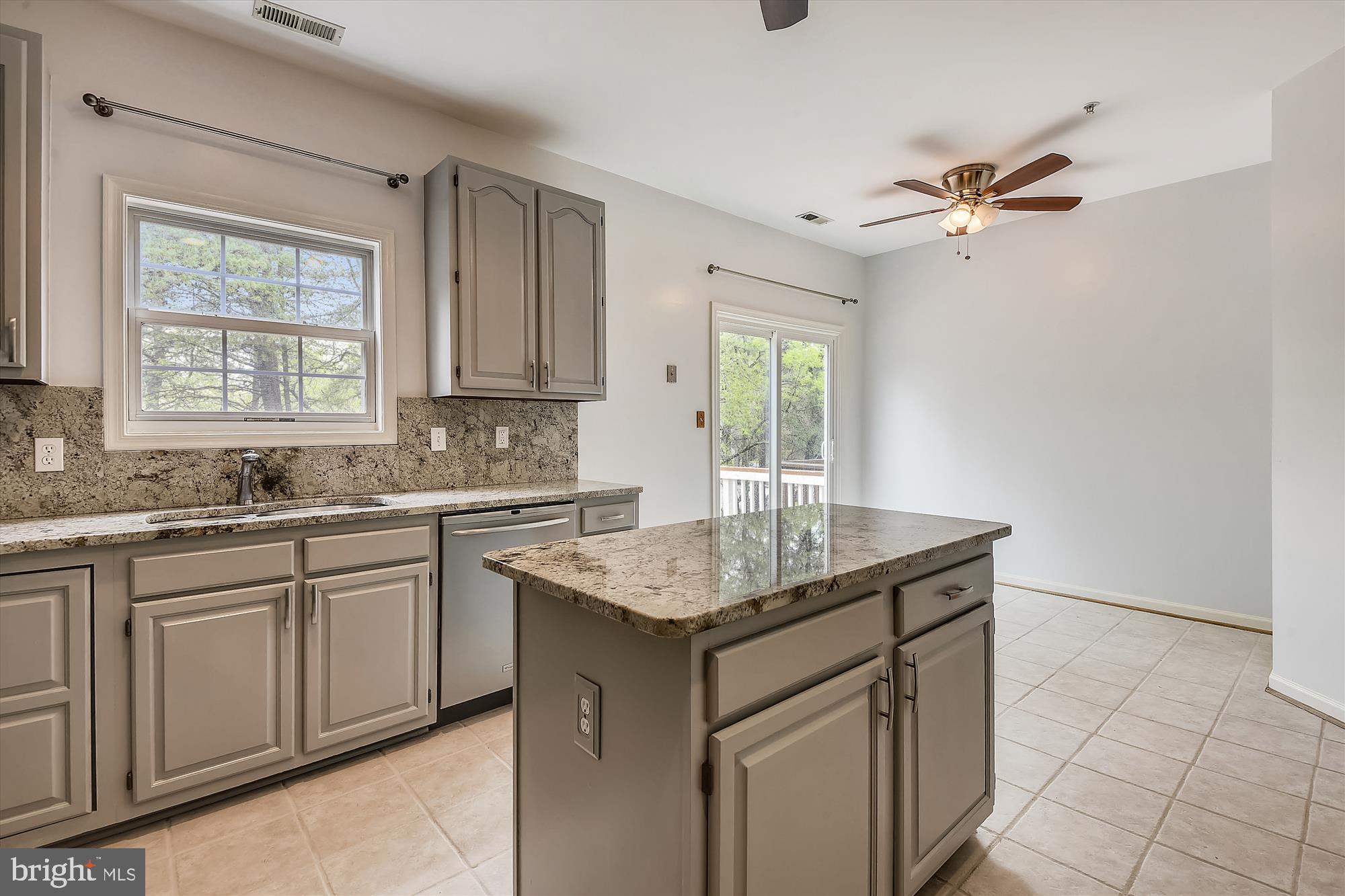 7900 Bent Bough Road Severn, MD 21144 - Photo 25 of 58 Kitchen