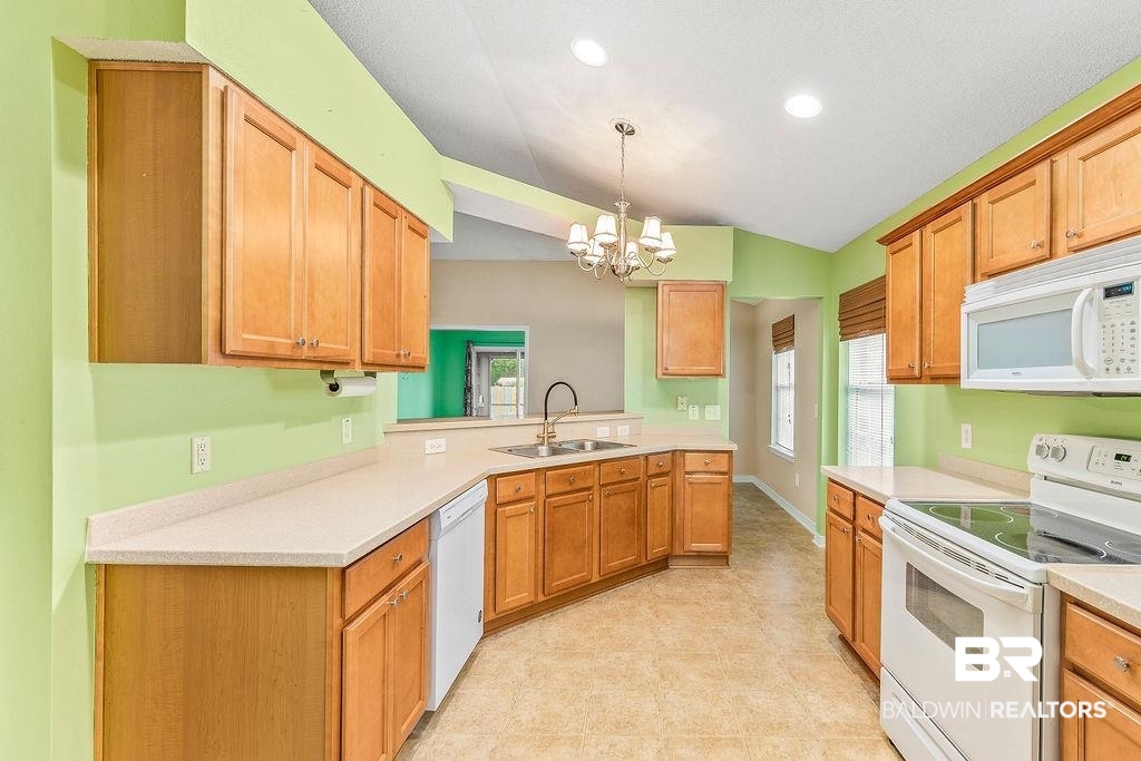 15336 Paddington Drive Foley, AL 36535 - Photo 8 of 35
