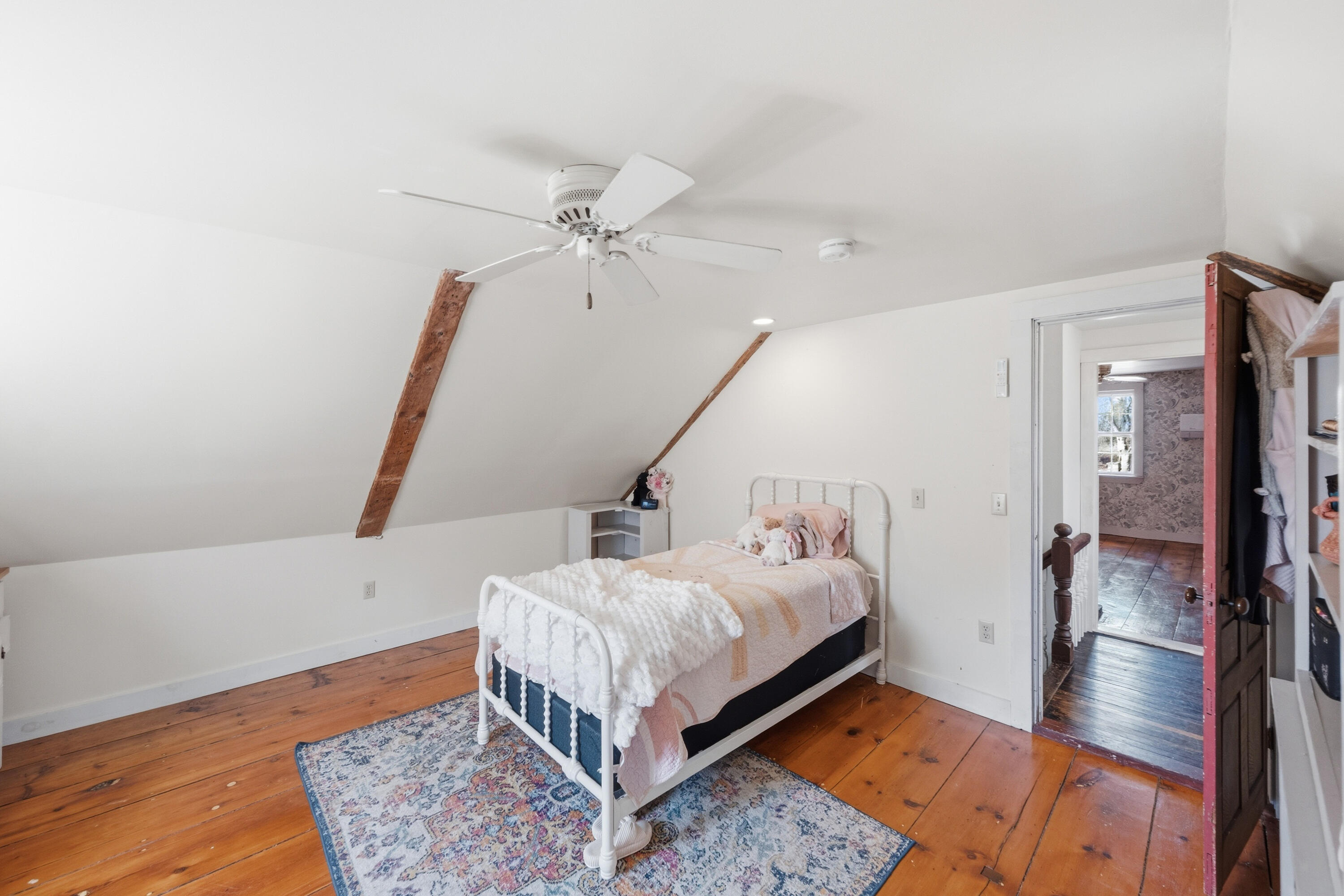 175 Quarry Road Waldoboro, ME 04572 - Photo 47 of 103 1st 2nd floor bedroom