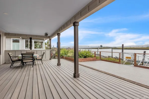 $899,000 | 1756 Milton Road, Napa, CA 94559