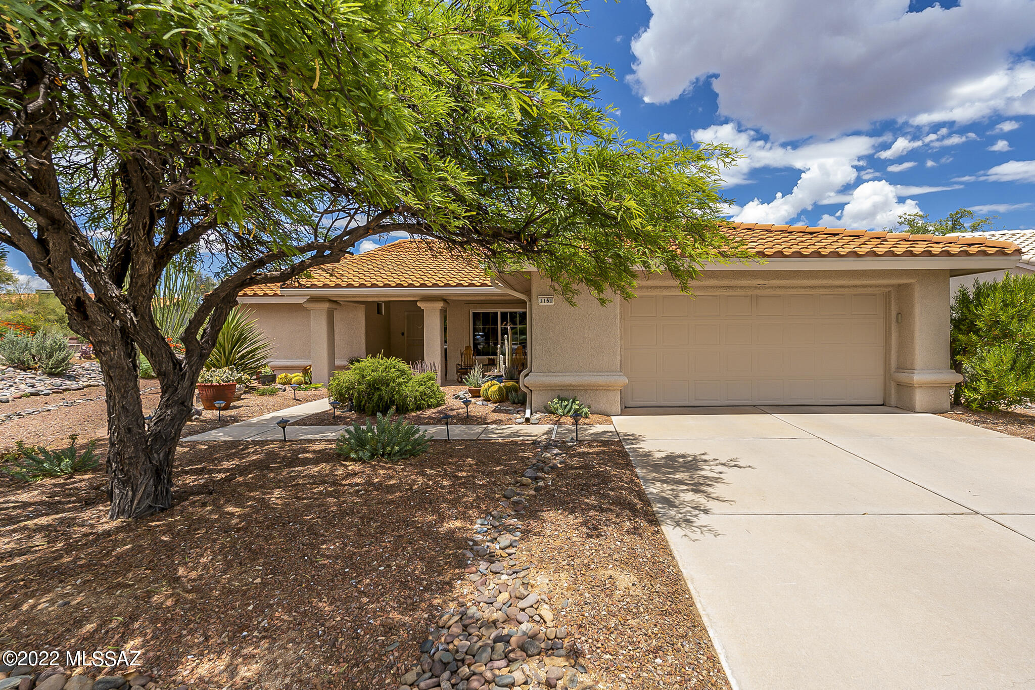 1161 East Sunset Ridge Place Oro Valley, AZ 85755 - Photo 2 of 45