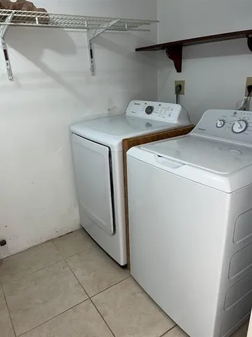 $2,250 | 4000 Crystal Lake Drive, Unit 212, Deerfield Beach, FL 33064