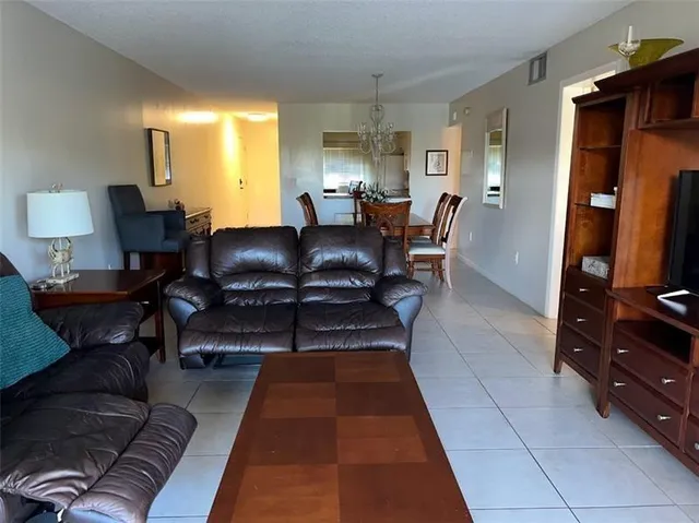$2,250 | 4000 Crystal Lake Drive, Unit 212, Deerfield Beach, FL 33064