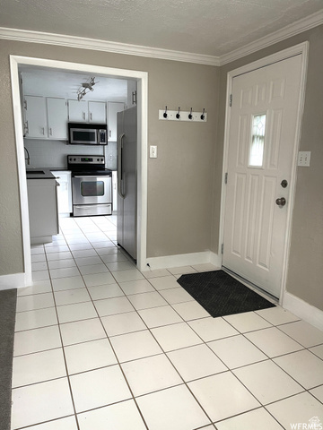 889 West 3600th Street South Bountiful, UT 84010 - Photo 9 of 21