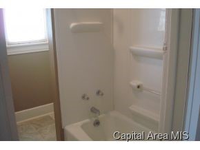 2044 North 7th Street Springfield, IL 62702 - Photo 9 of 12
