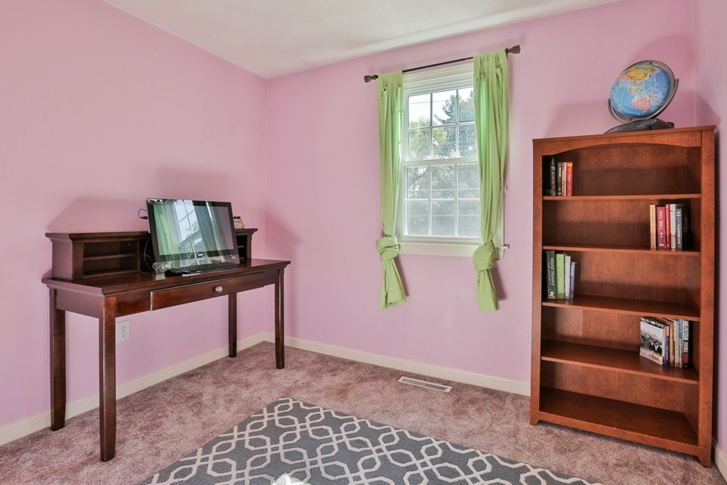 20 Patten Road Tewksbury, MA 01876 - Photo 23 of 29 a living room with furniture