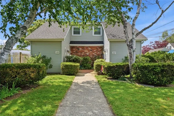 $550,000 | 207 Glen Drive, Warwick, RI 02889