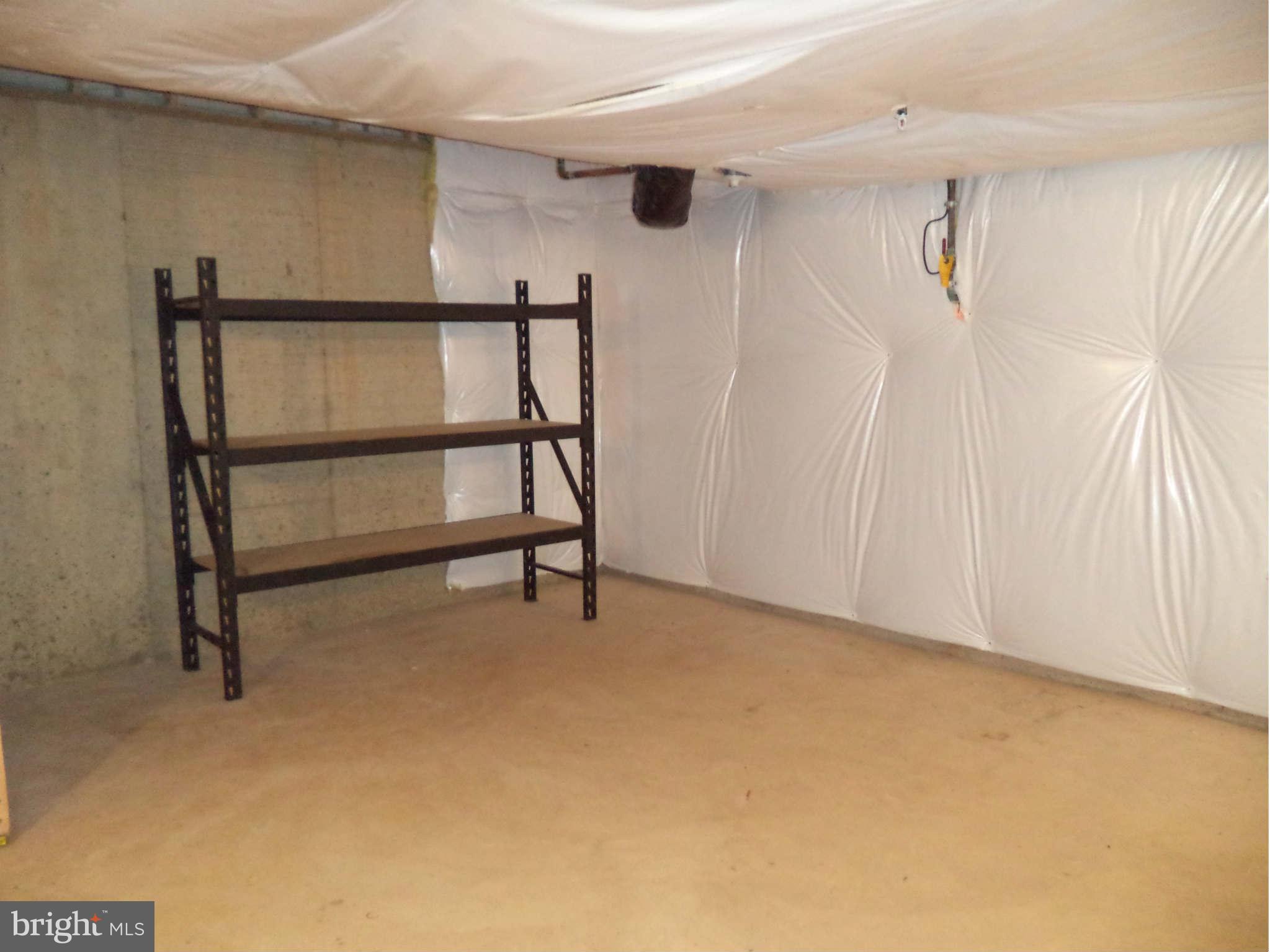 6812 Rigby Lane McLean, VA 22101 - Photo 17 of 23 a view of an empty room