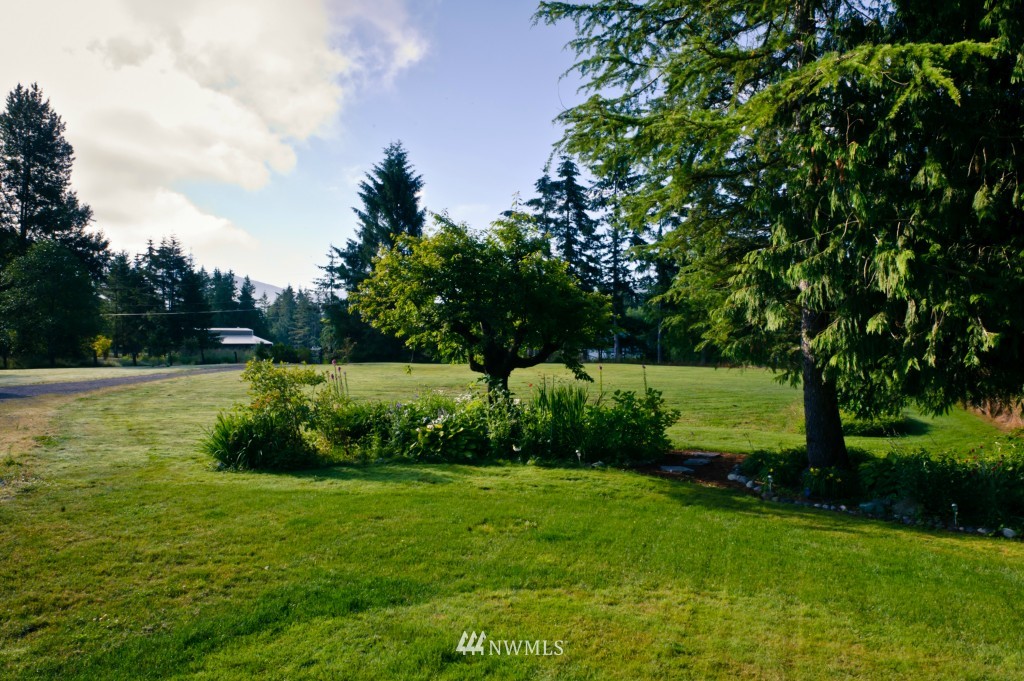 5051 Noon Road Bellingham, WA 98226 - Photo 12 of 25