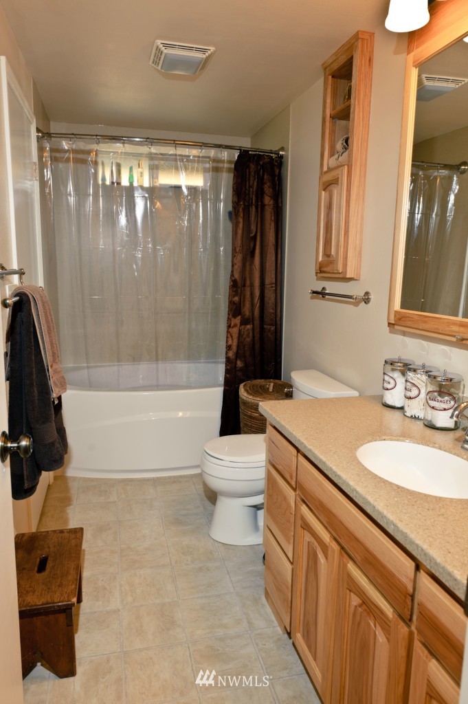 5051 Noon Road Bellingham, WA 98226 - Photo 19 of 25