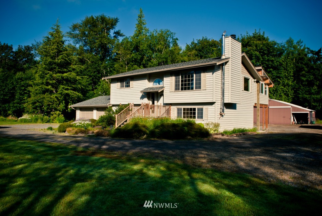 5051 Noon Road Bellingham, WA 98226 - Photo 3 of 25