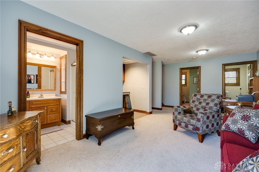 3041 Spring Hill Road Dayton, OH 45434 - Photo 35 of 70