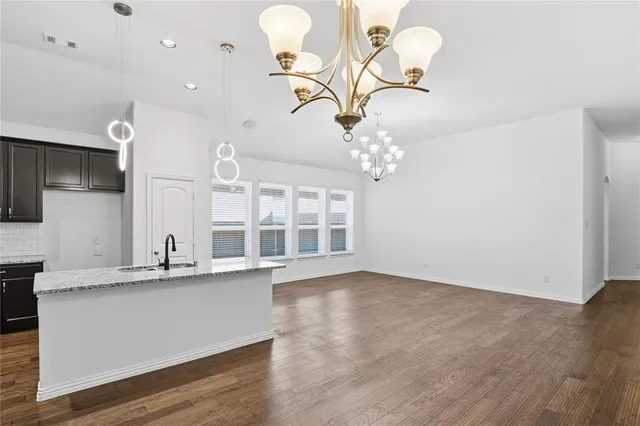 a very nice looking room with a large mirror