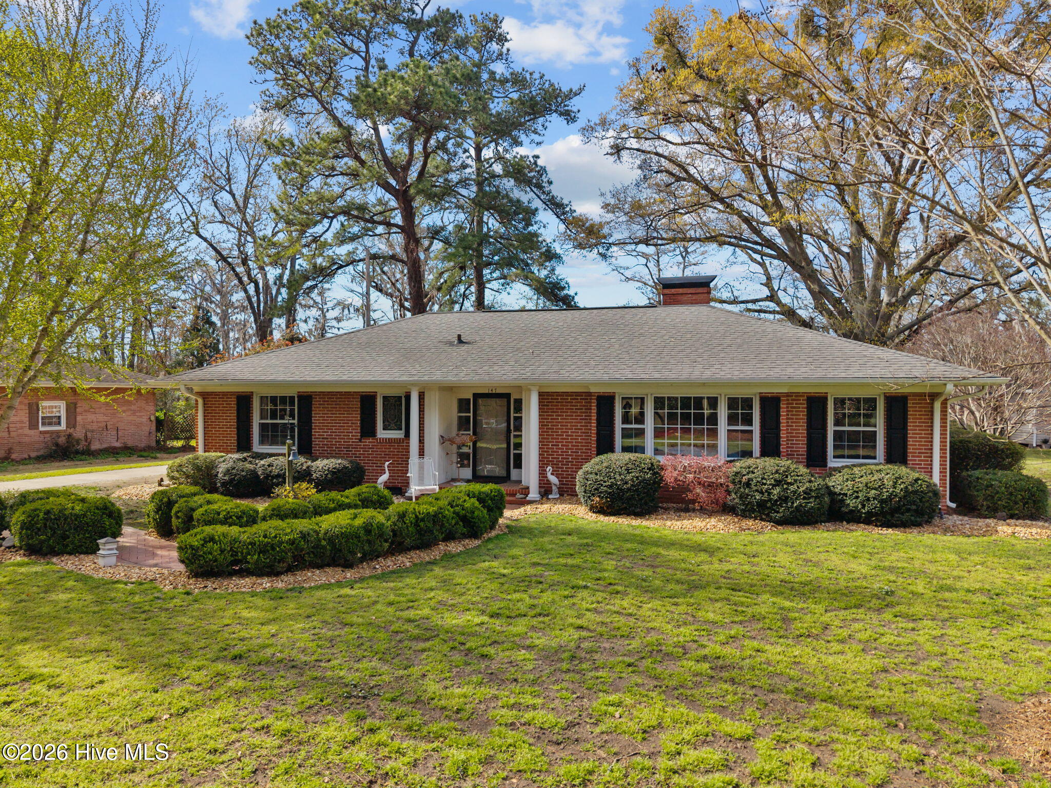 147 Honey Pod Farm Road Washington, NC 27889 - Photo 1 of 53 front