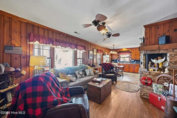 $499,000 | 147 Honey Pod Farm Road, Washington, NC 27889