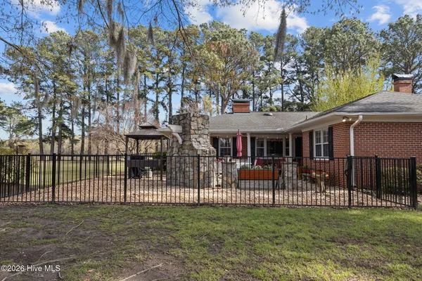 $499,000 | 147 Honey Pod Farm Road, Washington, NC 27889
