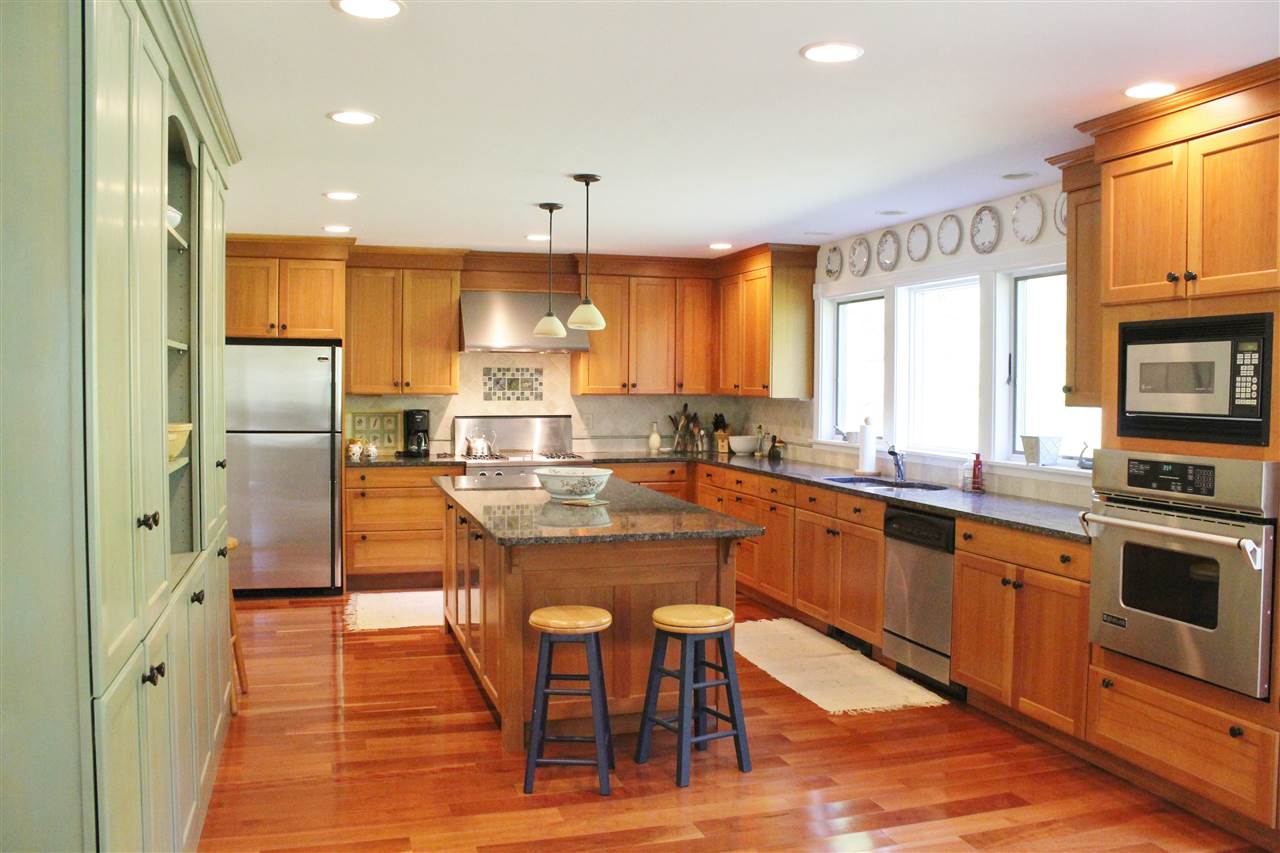 580 Town Line Road Rochester, VT 05767 - Photo 3 of 40