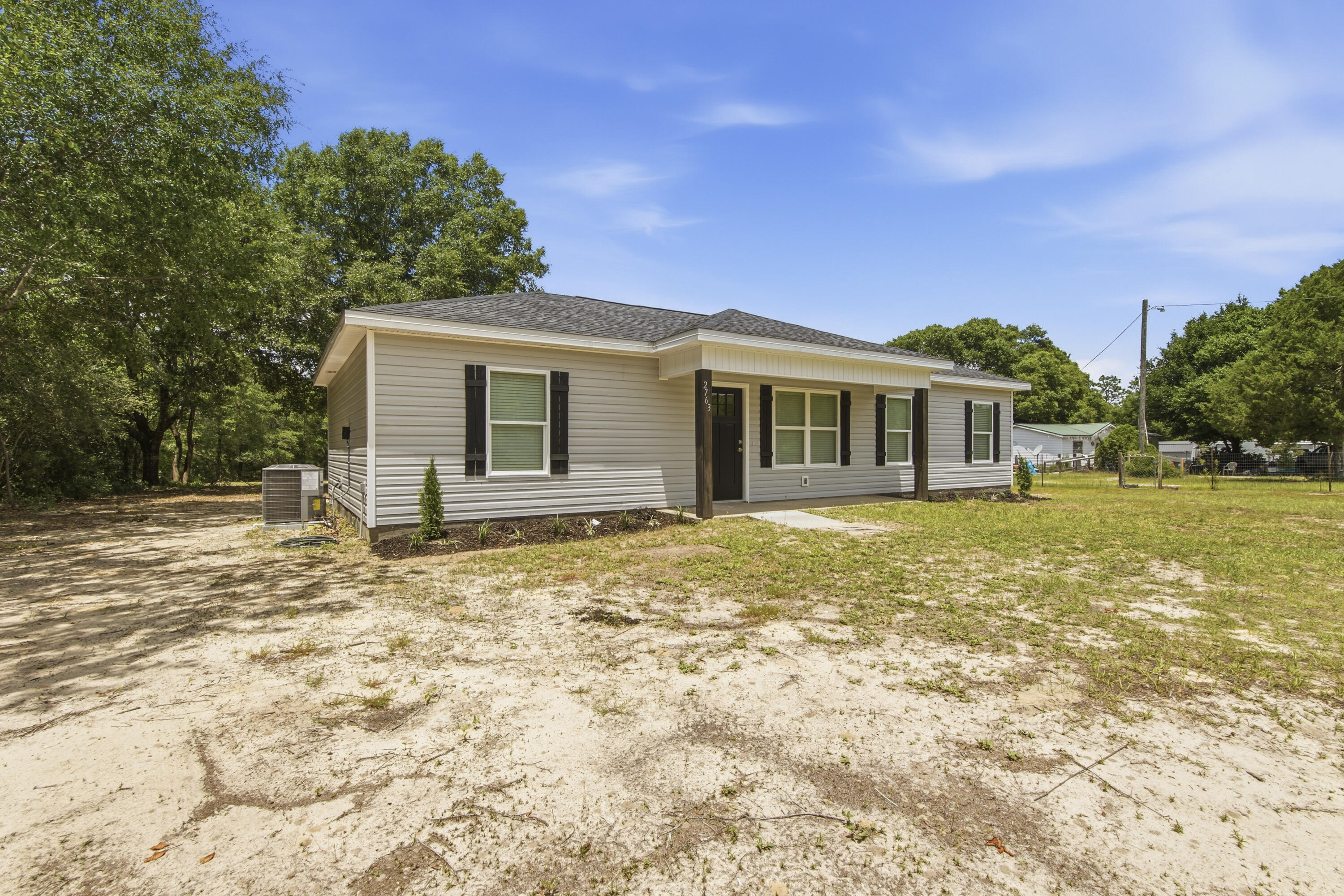2763 Oakridge Road DeFuniak Springs, FL 32433 - Photo 3 of 39 DSC00380 (1)