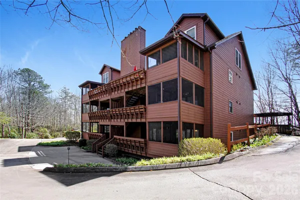 $257,000 | 157 Toxaway Views Dr Lake, Unit 801, Lake Toxaway, NC 28747