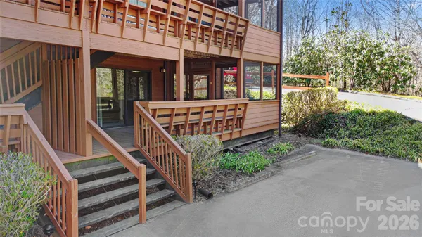 $257,000 | 157 Toxaway Views Dr Lake, Unit 801, Lake Toxaway, NC 28747