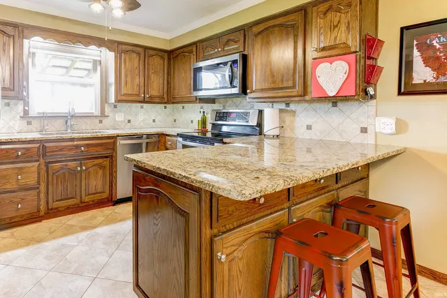 $589,000 | 5915 West 1400 North Road, Elwood, IN 46036