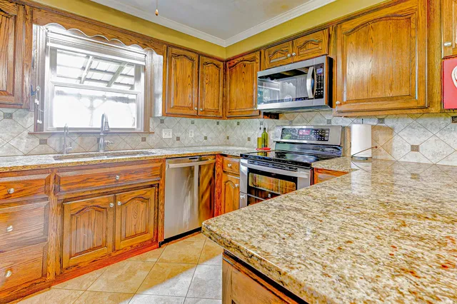 $589,000 | 5915 West 1400 North Road, Elwood, IN 46036