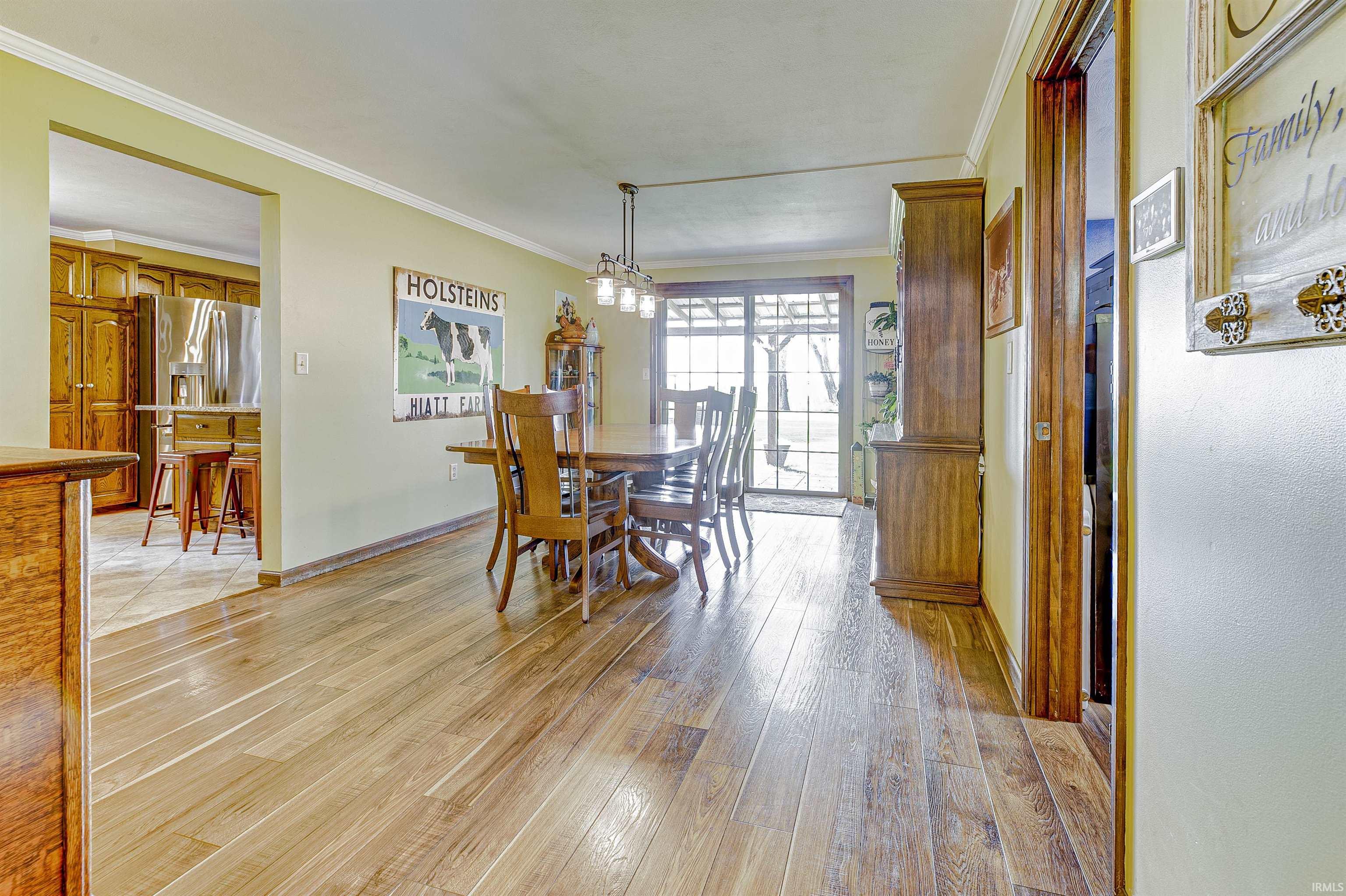 5915 West 1400 North Road Elwood, IN 46036 - Photo 3 of 36