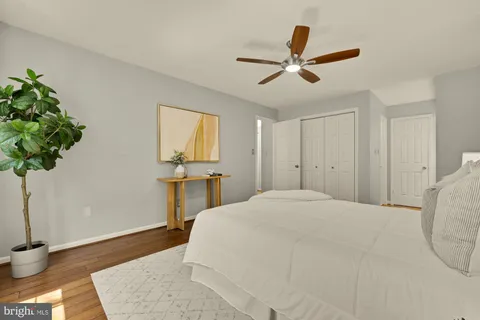 $399,000 | 4551 Interlachen Court, Unit H, Alexandria, VA 22312