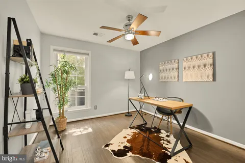 $399,000 | 4551 Interlachen Court, Unit H, Alexandria, VA 22312