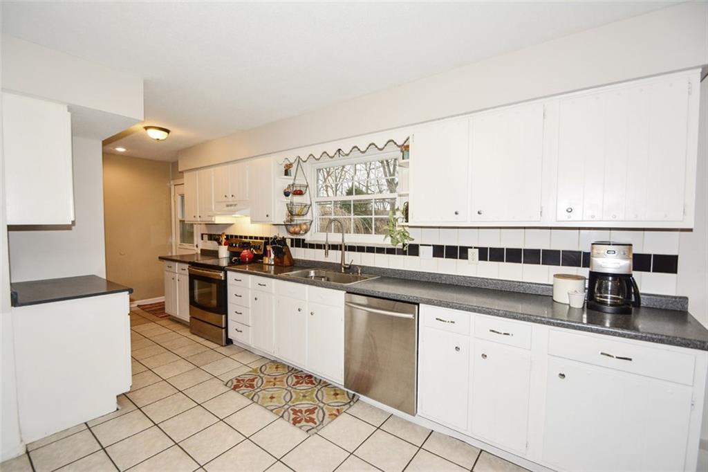 11925 Hoster Road Carmel, IN 46033 - Photo 17 of 36 Gallery Image 17