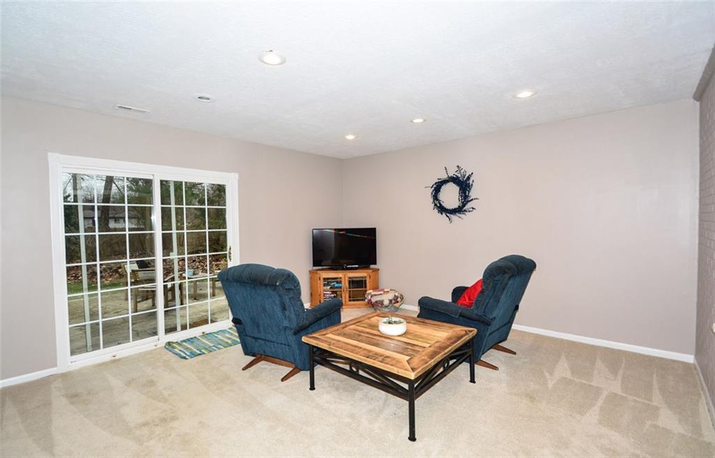 11925 Hoster Road Carmel, IN 46033 - Photo 19 of 36 Gallery Image 19