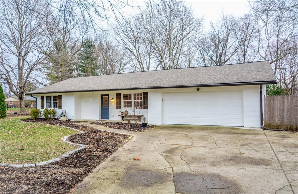 11925 Hoster Road Carmel, IN 46033 - Photo 3 of 36 Gallery Image 3