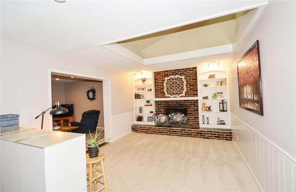 11925 Hoster Road Carmel, IN 46033 - Photo 7 of 36 Gallery Image 7