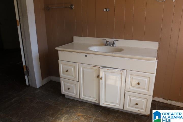 130 Ora Road Weaver, AL 36277 - Photo 11 of 30