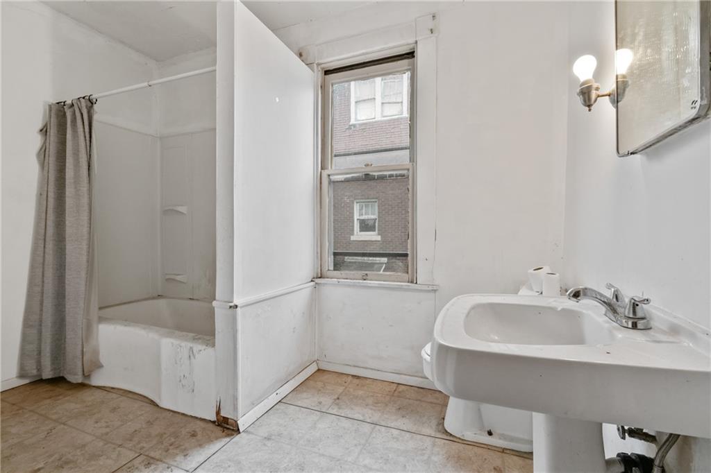 138 South 5th Street Duquesne, PA 15110 - Photo 17 of 50