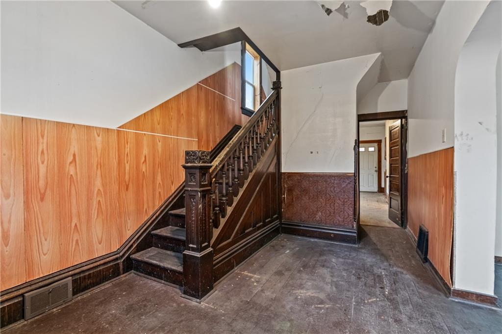 138 South 5th Street Duquesne, PA 15110 - Photo 4 of 50