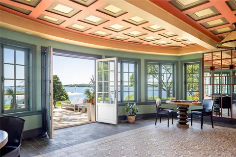 $18,000,000 | 1350 West Cove Road, Cutchogue, NY 11935