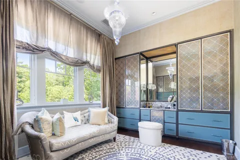 $18,000,000 | 1350 West Cove Road, Cutchogue, NY 11935